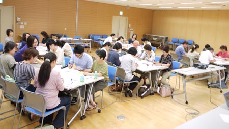 磐田の日本語ボランティア研修（2012年度）／どんぐりの活動紹介