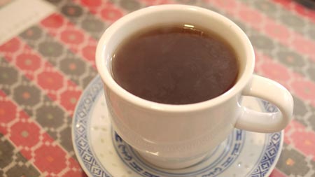 寒い日はネパールのしょうが紅茶「カロ・チャ」